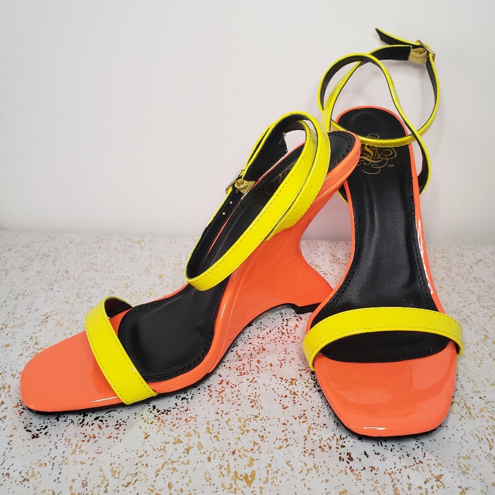 Liliana Women Square Open Toe Wedge Heel Sandal